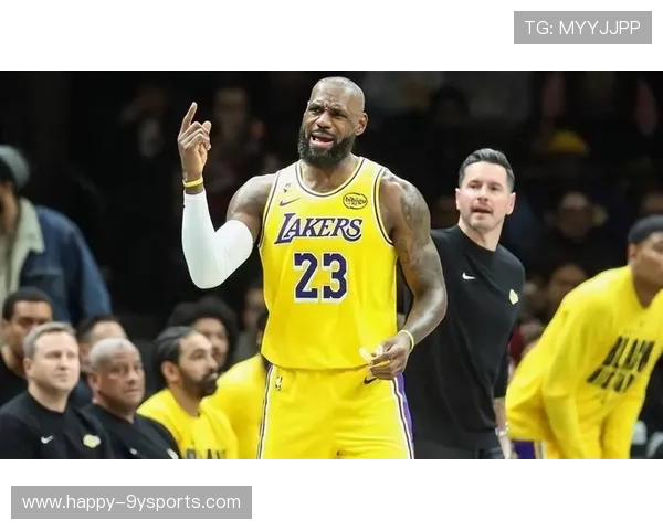 NBA焦点战报湖人逆转勇士詹姆斯关键三分定胜局再掀高潮联盟格局生变 NBA焦点战报湖人逆转勇士詹姆斯关键三分定胜局再掀高潮联盟格局生变