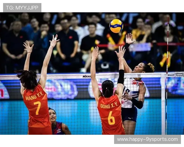 中国女排全力备战奥运资格赛 新阵容展现出强大韧性与拼搏精神
